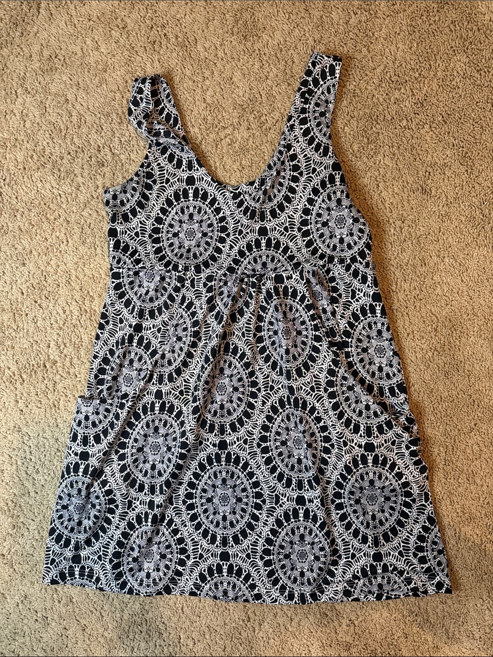 Portocruz Black and White Sleeveless Scoop Neck Dress or coverup size small